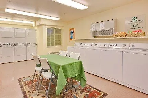 Sonesta Simply Glendale 3*