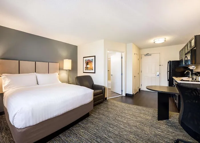 Sonesta Simply Glendale 3*