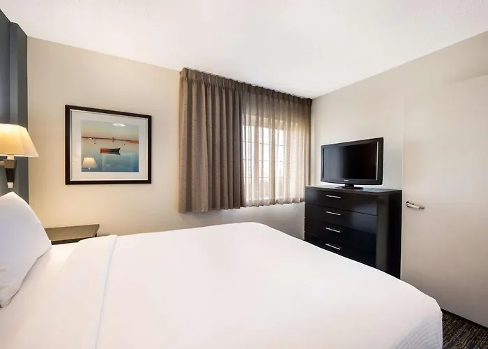 Sonesta Simply Glendale